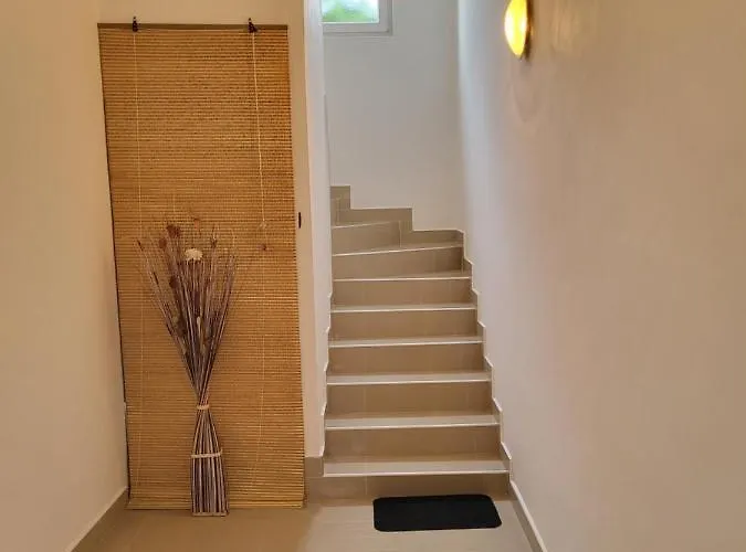 Bralic 公寓 比比涅